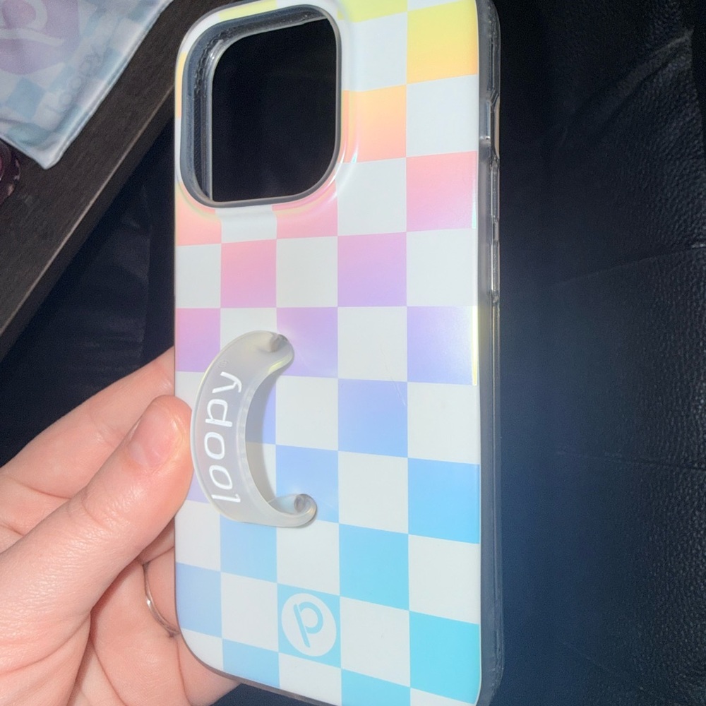 Loopy case iPhone 15 Pro righty